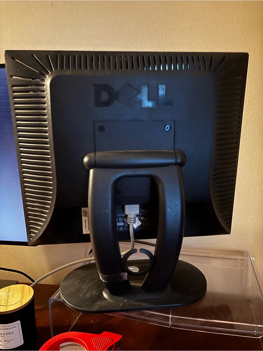 Dell Monitor - Picture 2 of 3